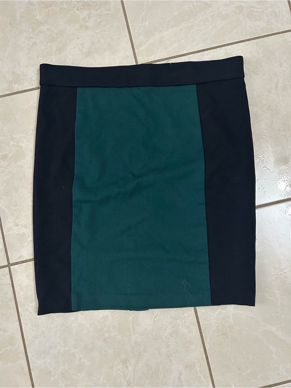Smart Set Green and Black Colorblock Pencil Skirt